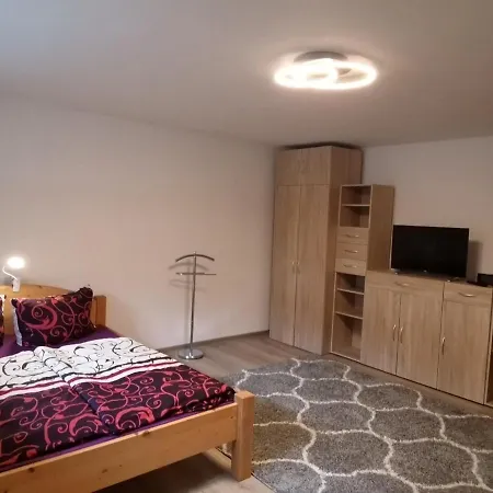 Souterrain Apartament *